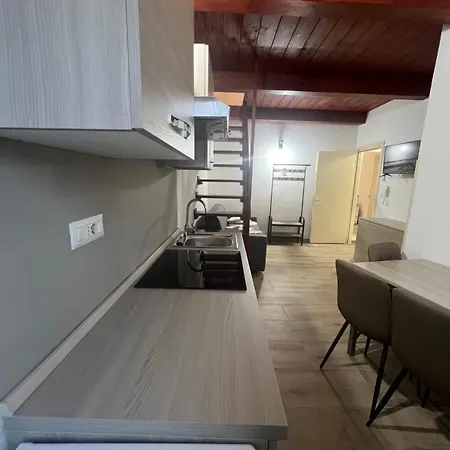 Guest house Station Rooms37