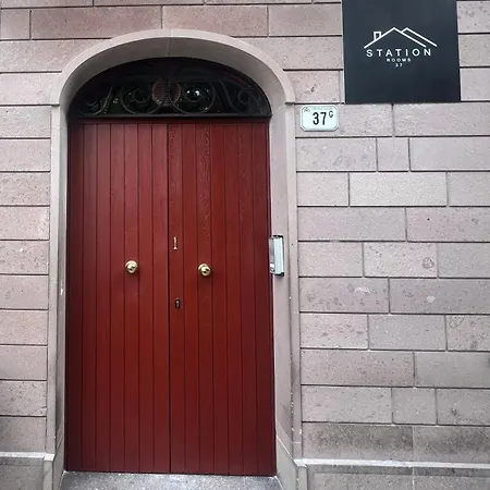 Station Rooms37 Penzion