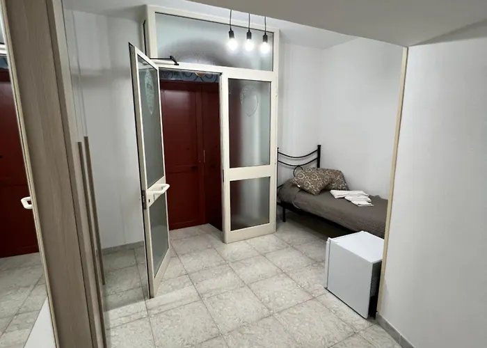בית הארחה Station Rooms37